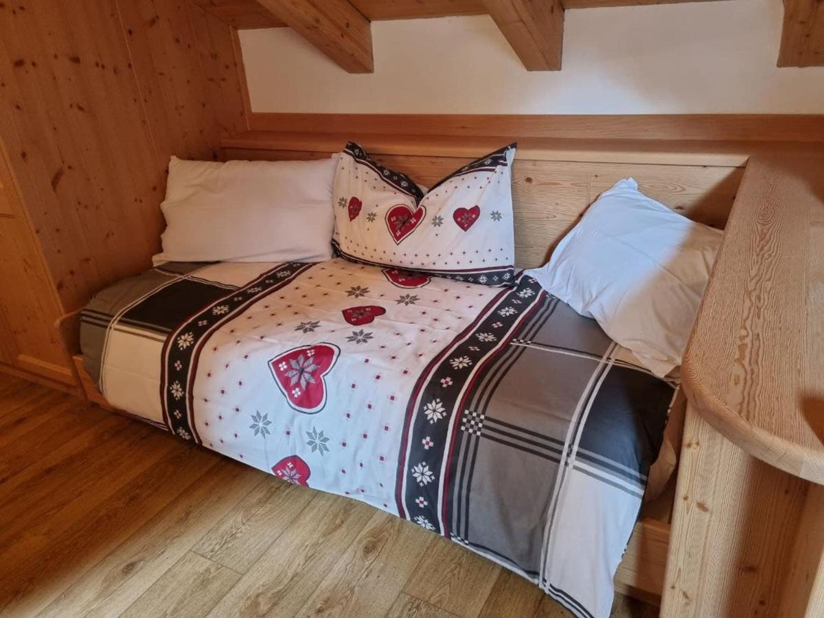 Pian Schiavaneis B&B Apartament 卡纳泽伊 外观 照片